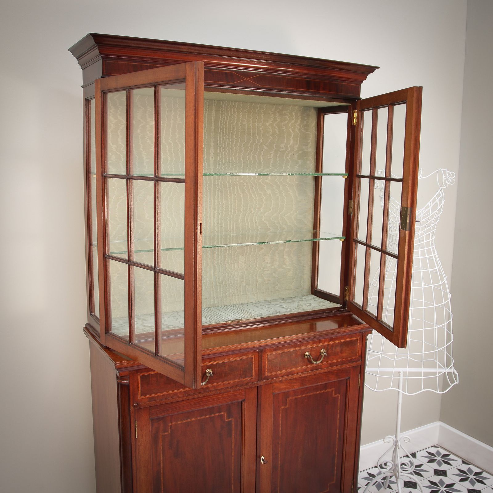 photo buy Antique Edwardian Inlaid Mahogany Bookcase On Cabriole Legs.
