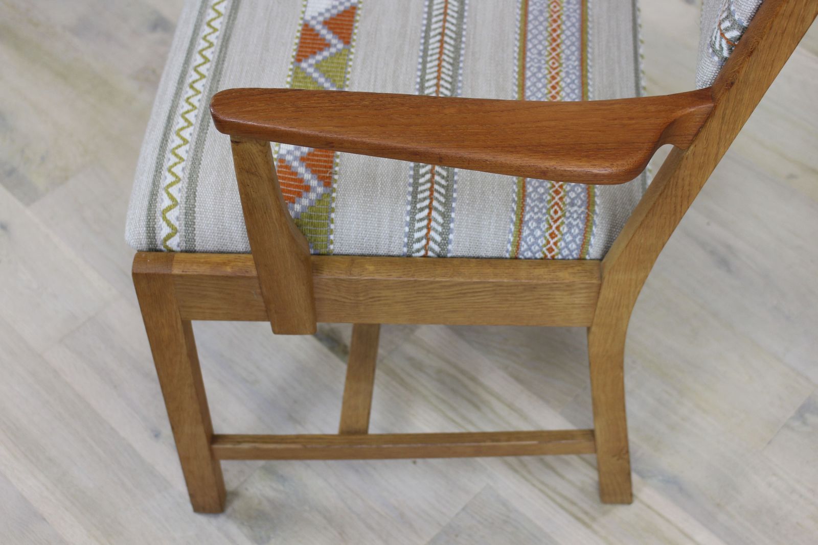 425.0 Soro Danish Teak And Oak Desk Chair In Kit Kemp Fabric photo