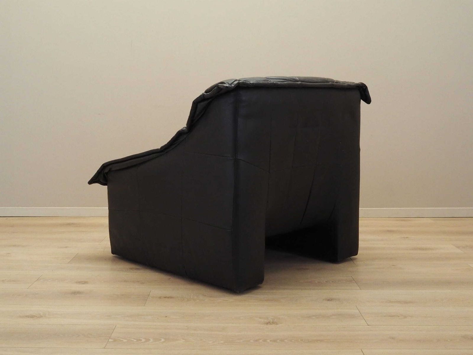 Leather Armchair, Italian Design, 1960s, Production: Italy photo buy