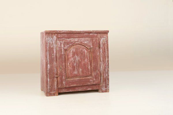 photo vinterior Parisian Rustic Cabinet In Burgundy Painted Pine, 1820s