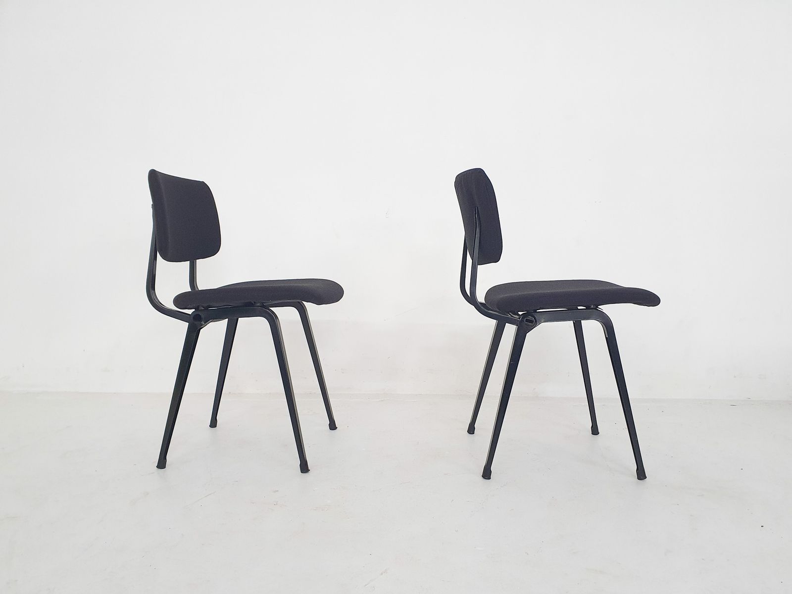 Set Of Two Friso Kramer For Ahrend De Cirkel Revolt Chairs, The Netherlands 1989 photo vinterior