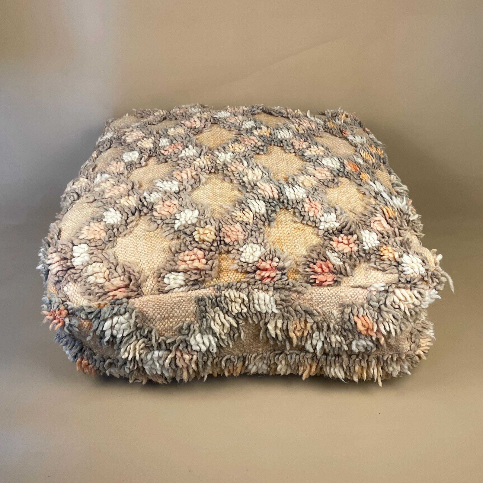 Vintage Moroccan Pouf Footstool Kilim Carpet Handwoven Wool 60x60x20cm Traditional Lounge Pouffe Cube Square Floor Cushion Pink Pattern