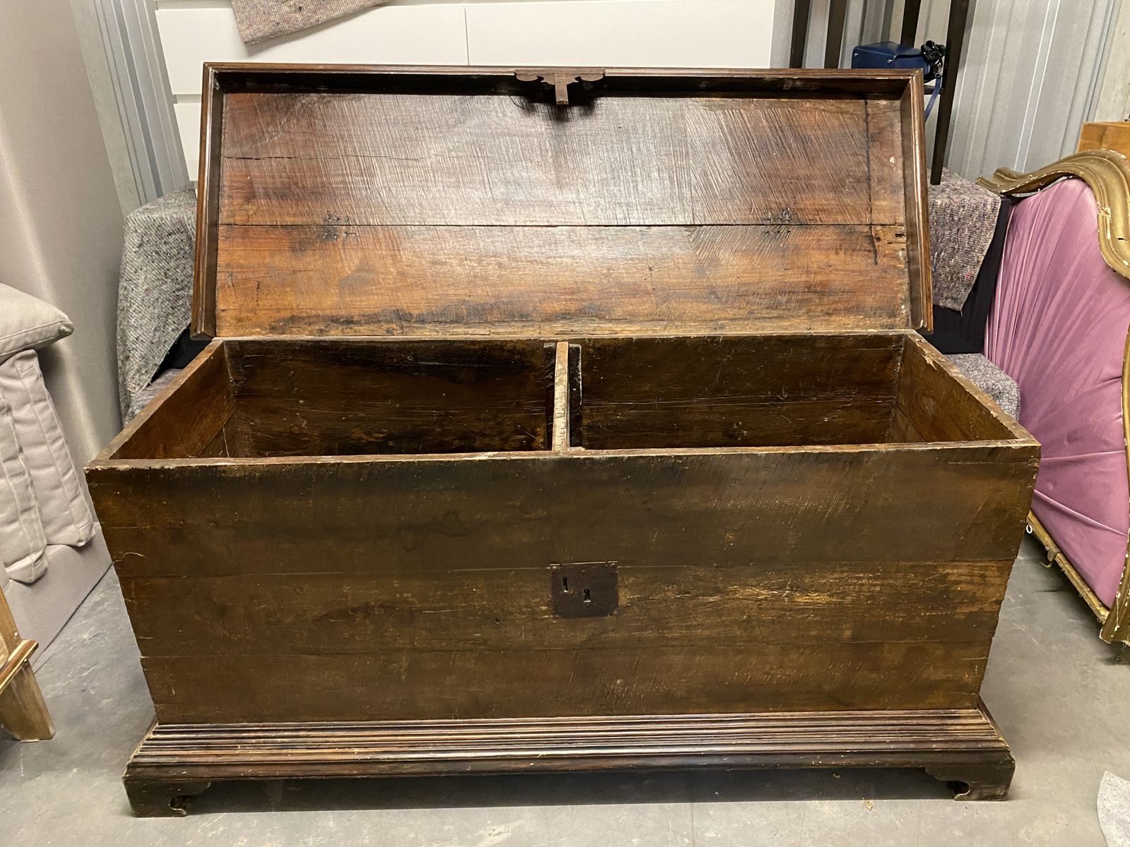 Superb Brazilian Jatoba / Oak Farmhouse Large Chest photo furniture