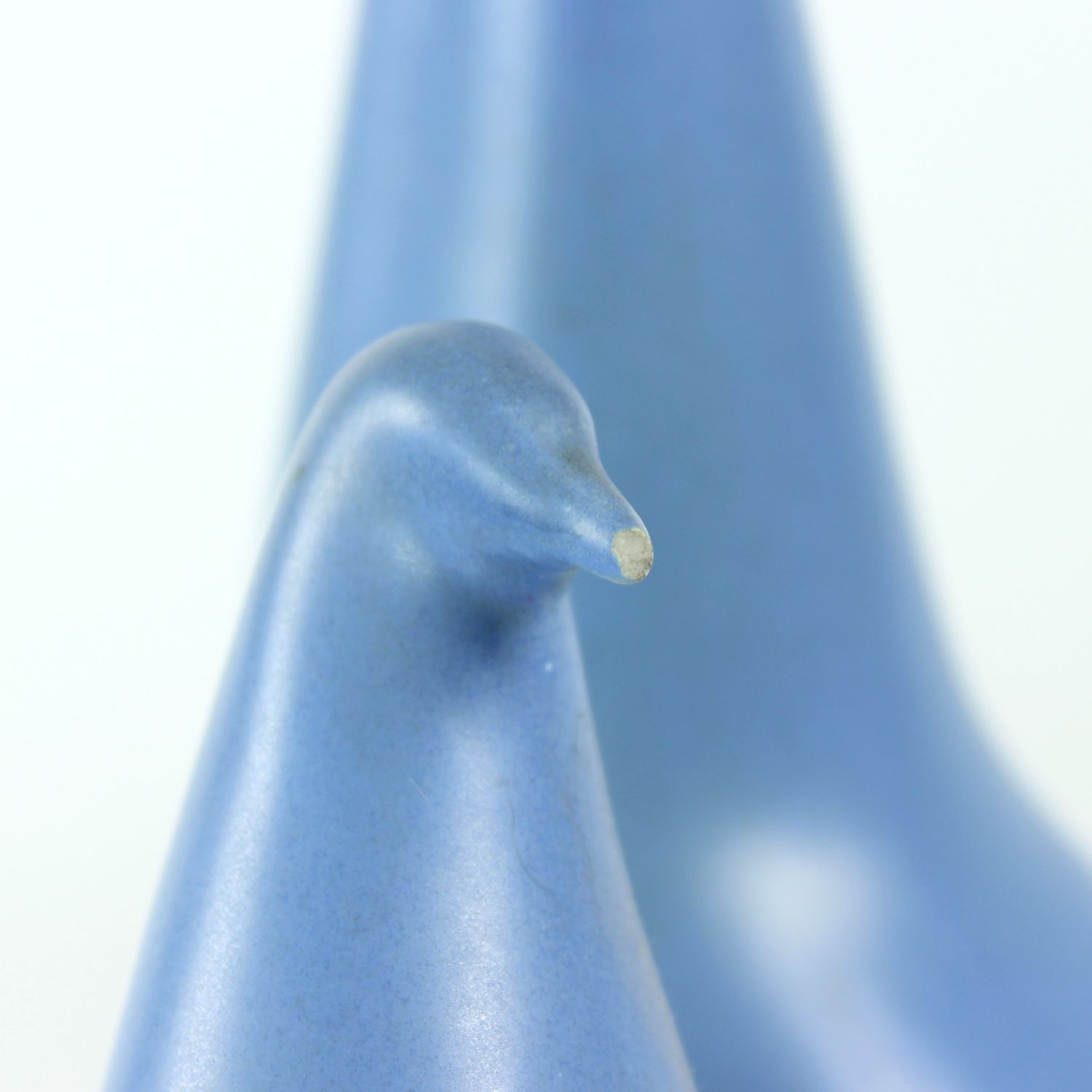 Ceramic Sculpture Of Two Blue Doves,  Keramia 1960s photo vinterior