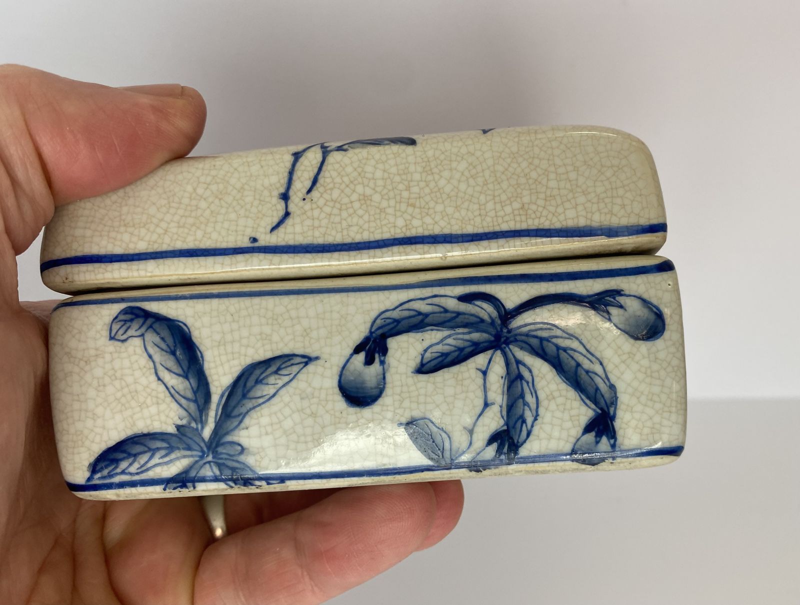 Parisienne, French Art Pottery, Lidded Trinket Box By Pmco, Paris photo vintage