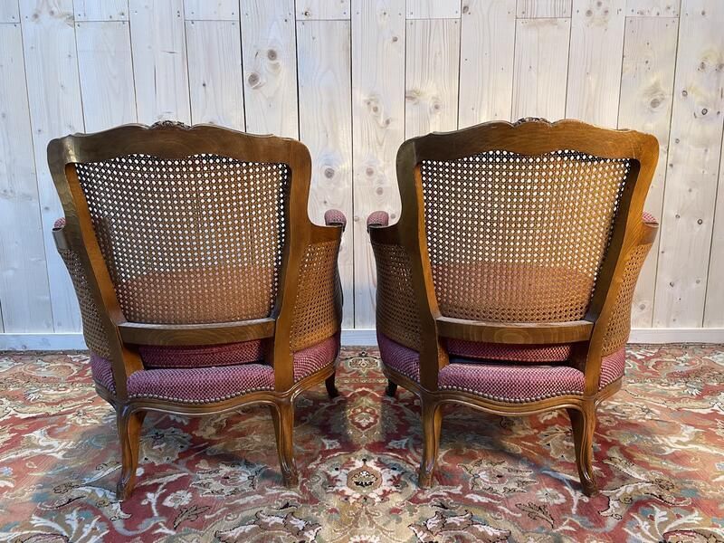 Paire De Fauteuils   Bergères De Style Louis XV En Cannage photo 840.0