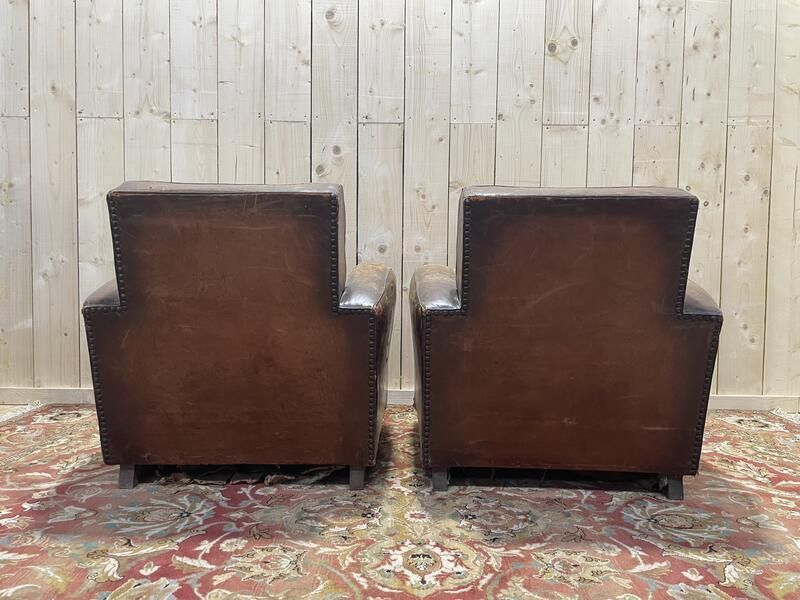 Paire De Fauteuils Club En Cuir Usés photo Furniture