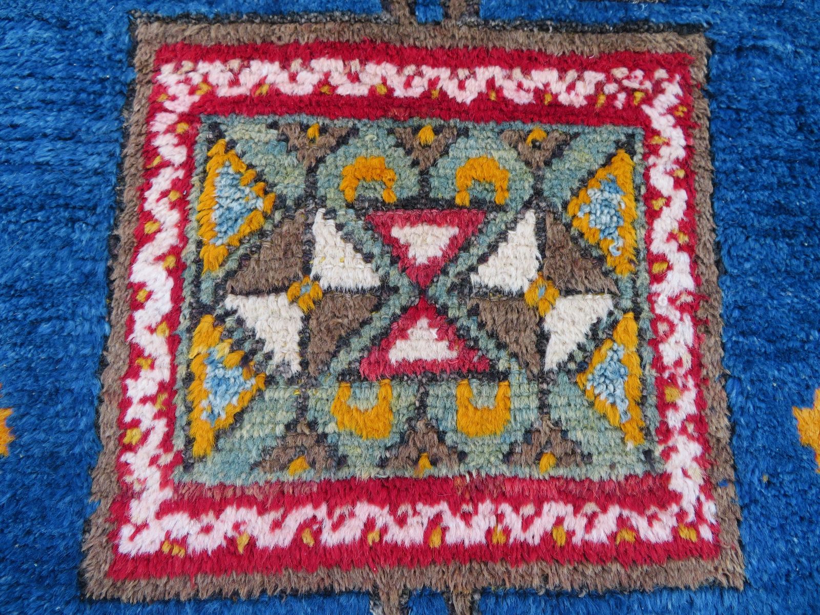 Antique Turkish Konya Yatak Rug. Central Anatolia.Circa 1870. 173cm X 123cm. photo vinterior