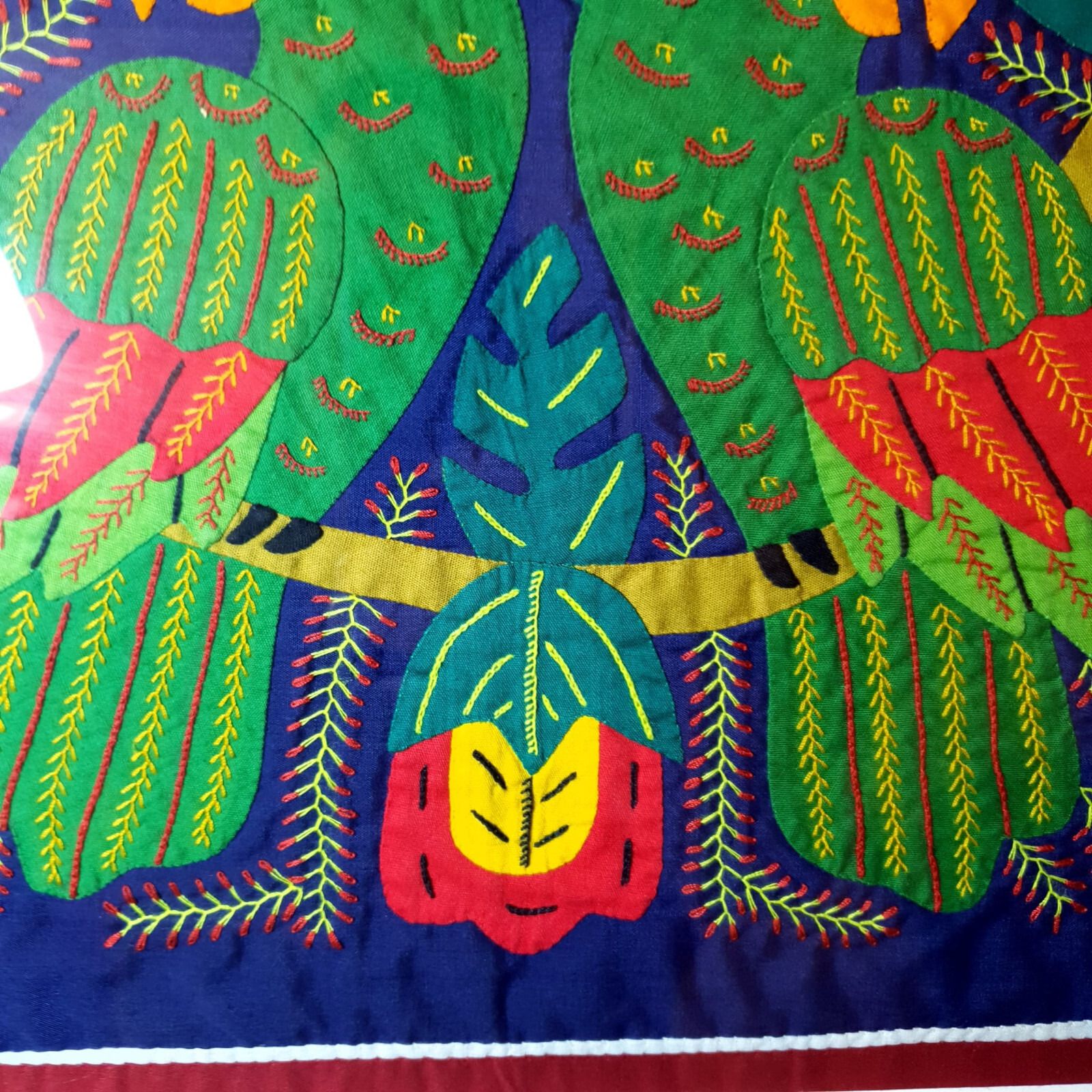 photo buy Molas Parrots Textile Appliqué Embroidery Folk Art By Kuna Yala Indians Panama