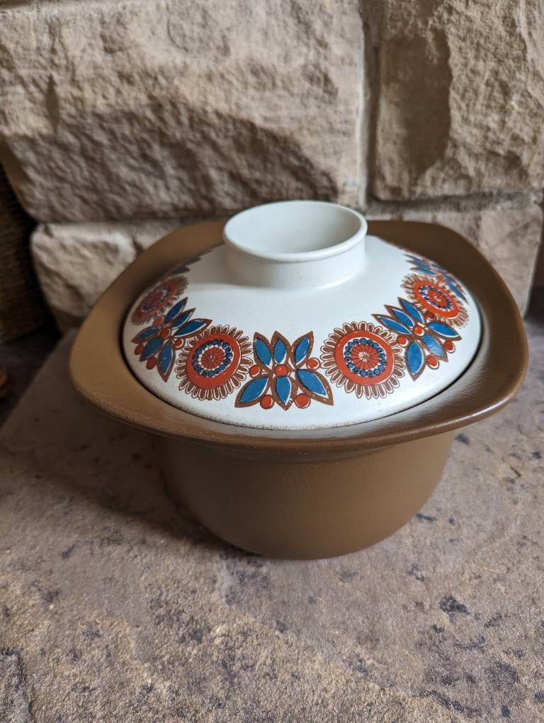 Norwegian Figgjo Flint Astrid Flameware Ceramic Large Casserole Dish Pot 1960s Mid Century Modern