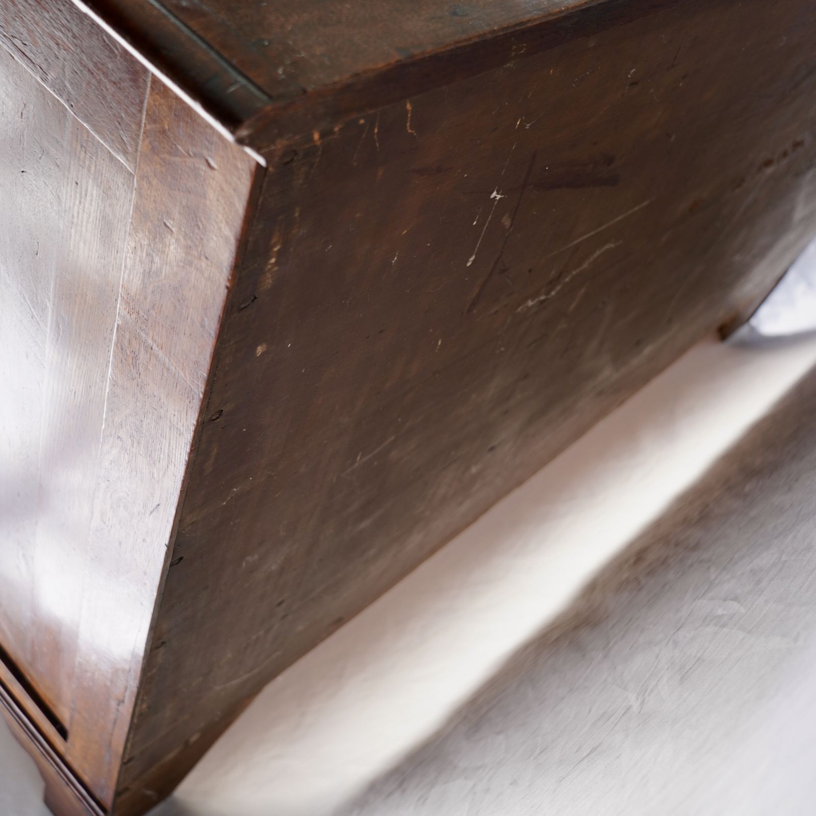 photo buy Georgian Oak Lancashire/ Mule Chest