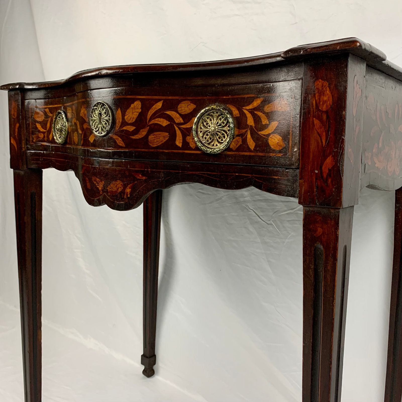 Furniture 18th Century Dutch Marquetry Walnut Serpentine Side Table photo