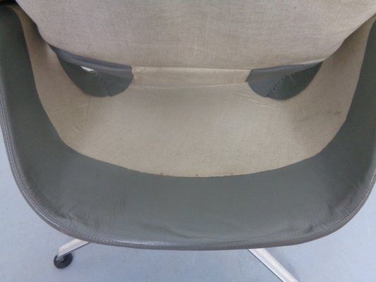 photo buy Fk 6727 Tulip Bird Chair By Preben Fabricius & Jørgen Kastholm For Kill International, Germany, 1960s