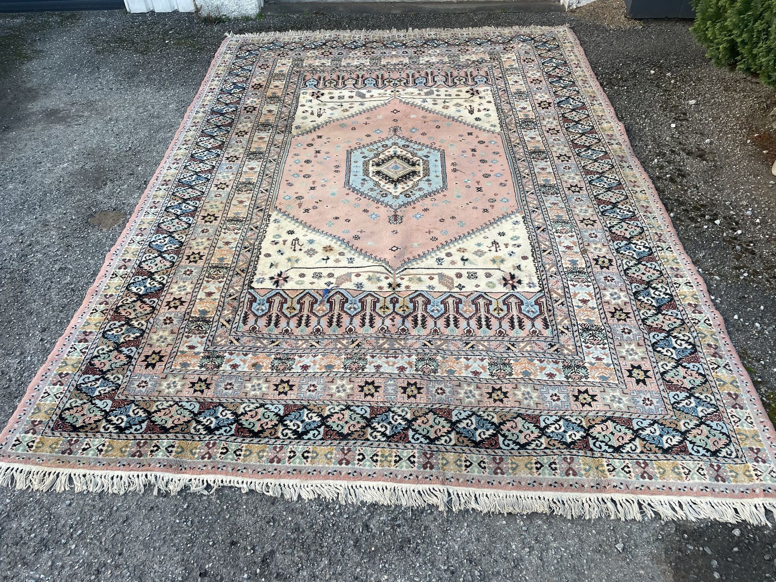 Vintage 1985 Fes Moroccan Rug, Late 20th Century