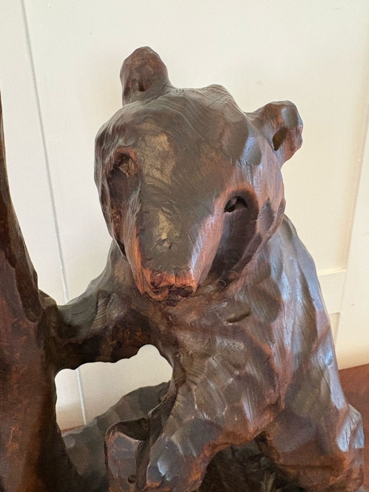 Unusual Large Antique Early 20th Century Japanese Carved Linden Wood Bear photo 945.0