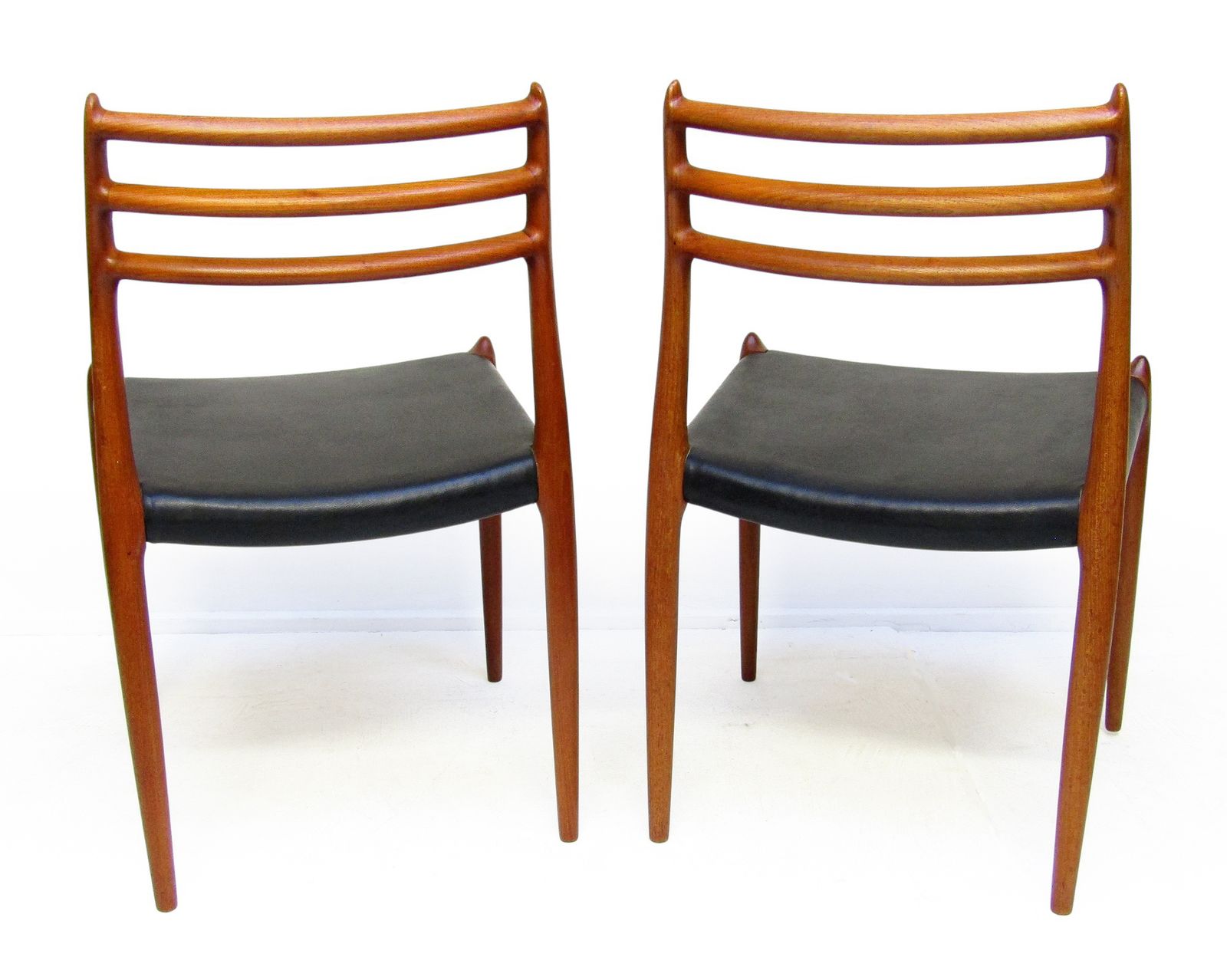 6000.0 Set Of Four Exceptional 1950s Danish Dining Chairs By Niels Moller, 2x Model 62 And 2x Model 78 photo