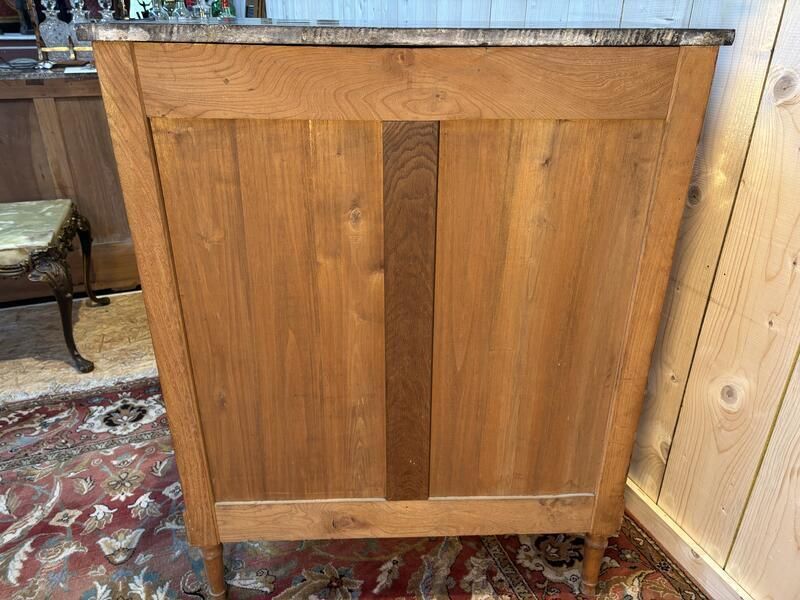 photo furniture Meuble à Hauteur D’appui De Style Louis XVI