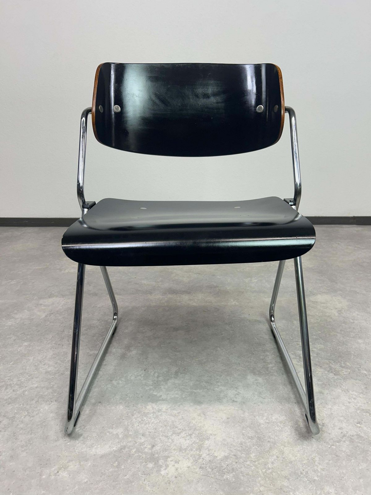 Mid Century Modern Dining Chairs No.614/3 By Klaus Franck For Wilkhahn photo vinterior