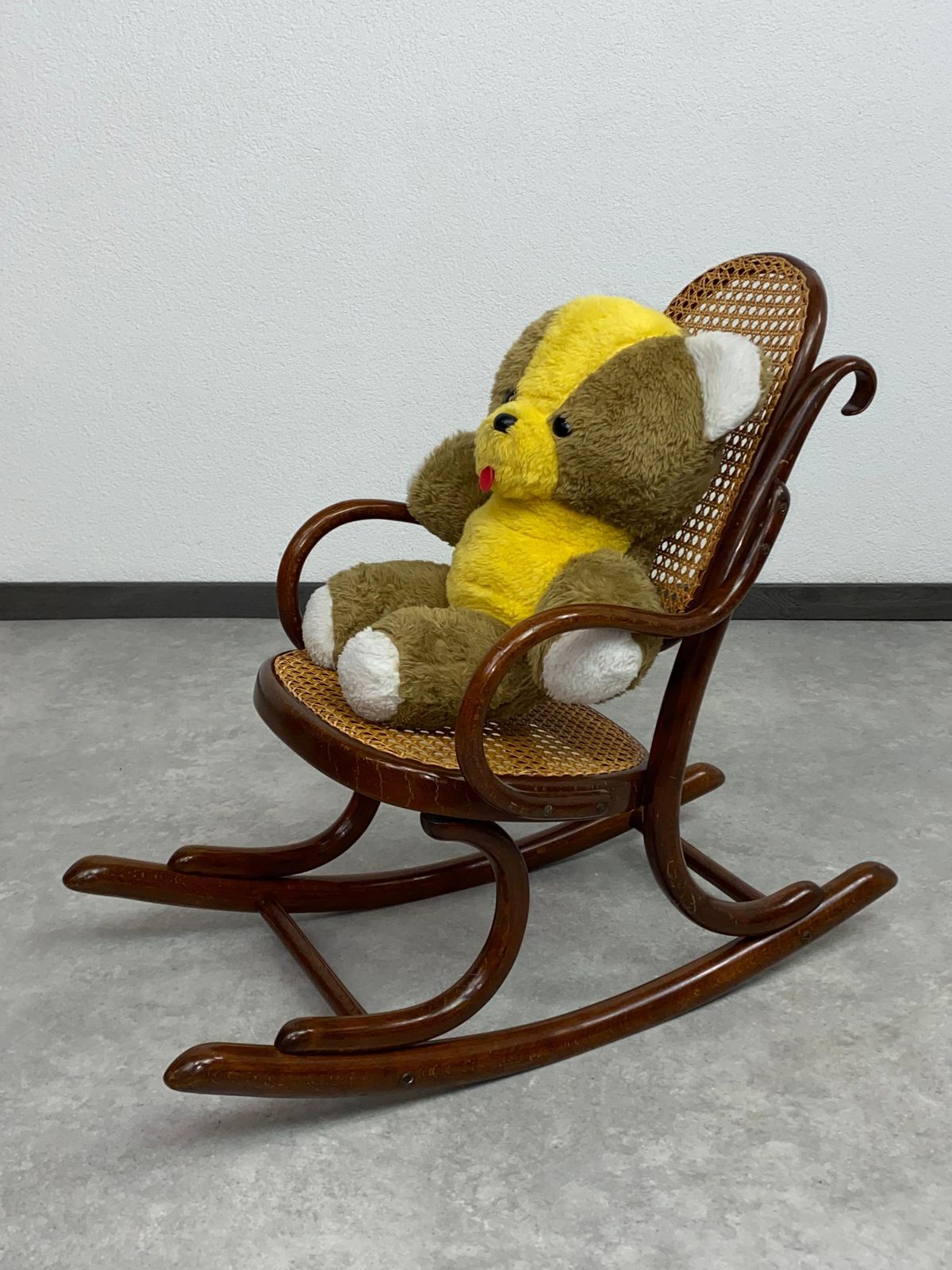 Rocking Chair For Children No.2 By Thonet photo furniture