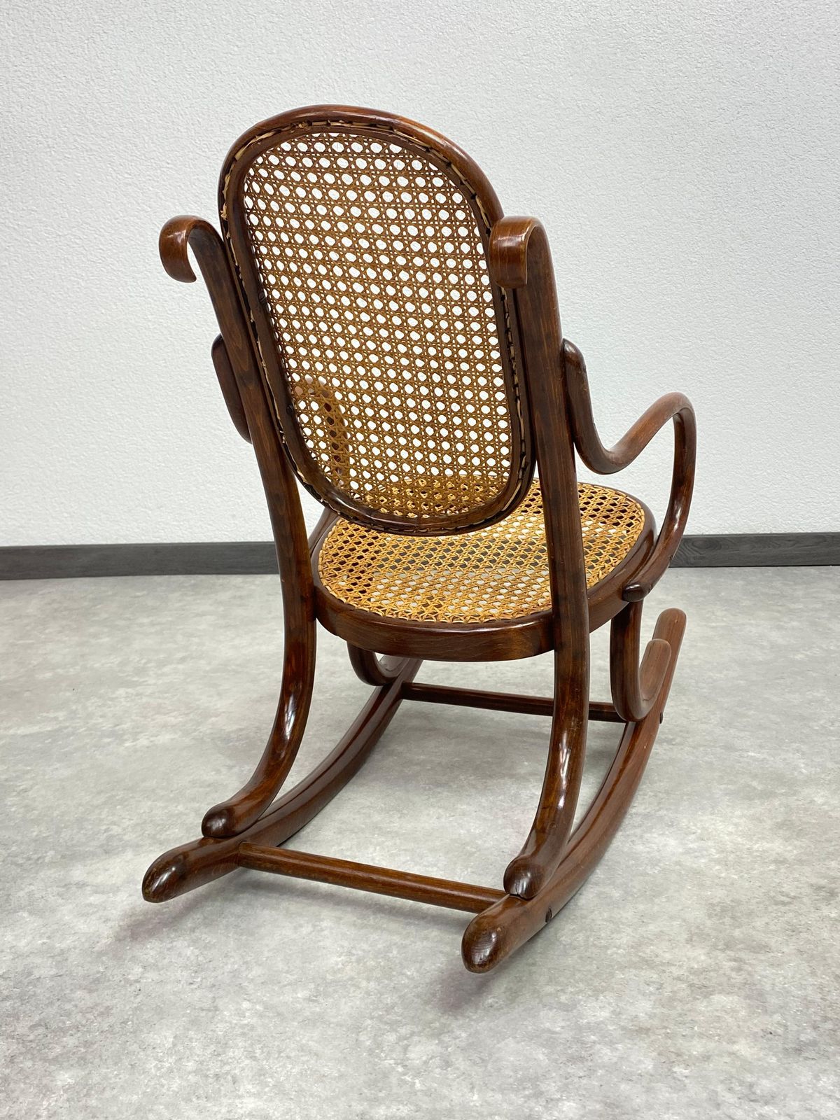 Rocking Chair For Children No.2 By Thonet photo 852.0