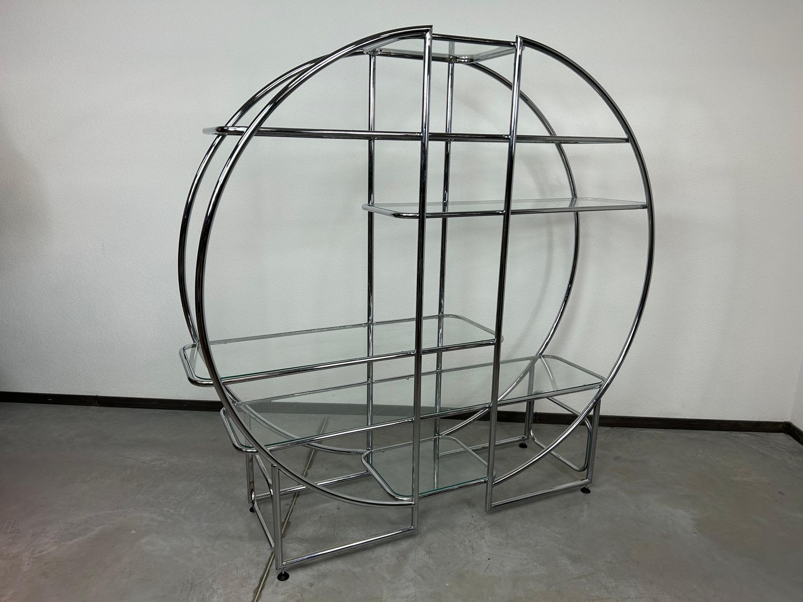 photo vinterior Mid Century Design Tubular Steel Etagere