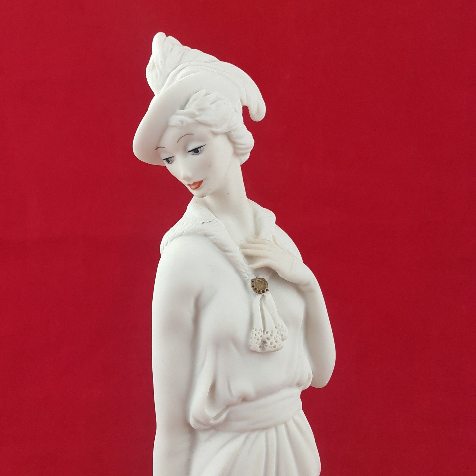 Giuseppe Armani Figurine  Lady With Bag Statue Florence 8717 O/A photo vintage