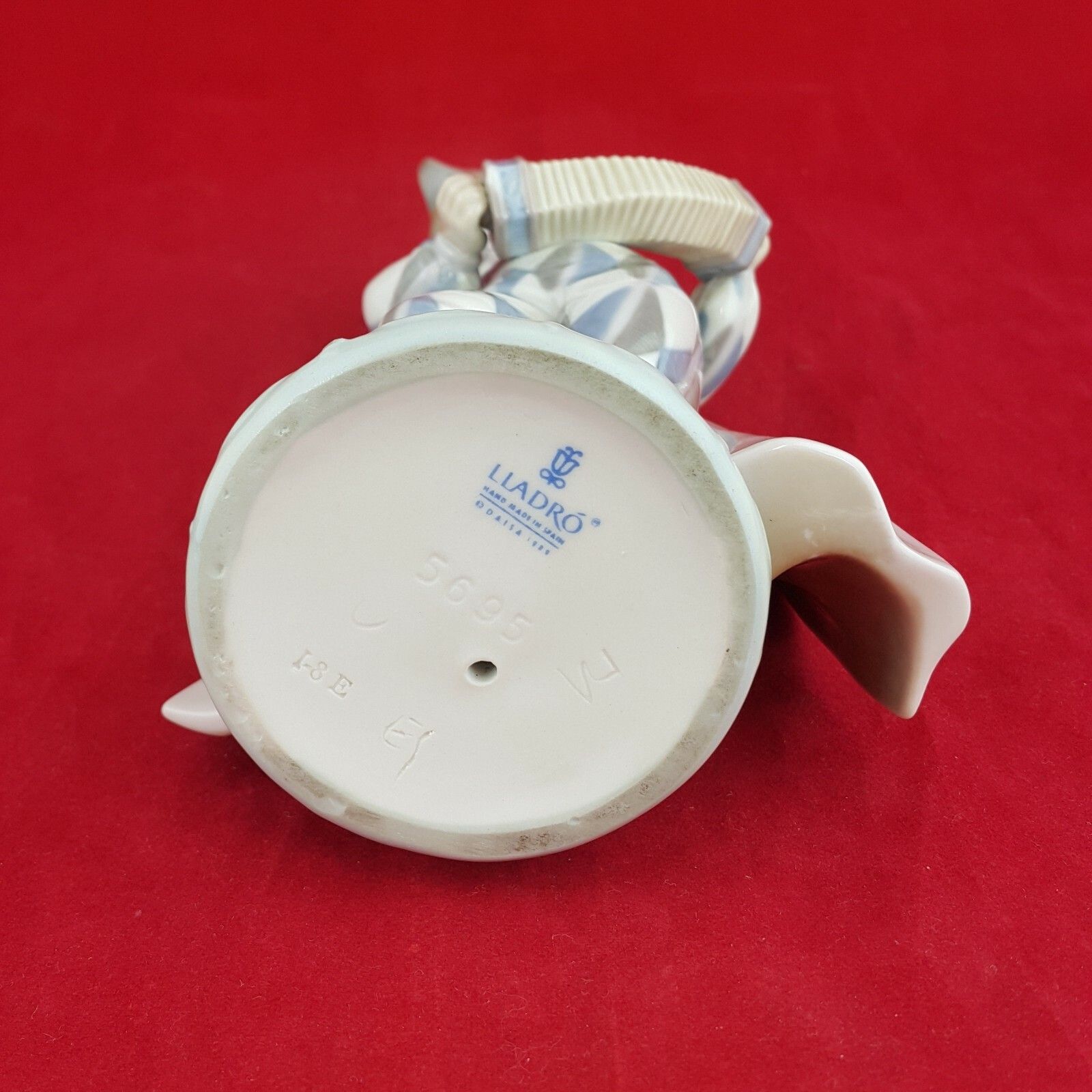 Lladro Concertina 5695 (Restored Neck)  6018 Porcelain  Collectible L/N photo furniture