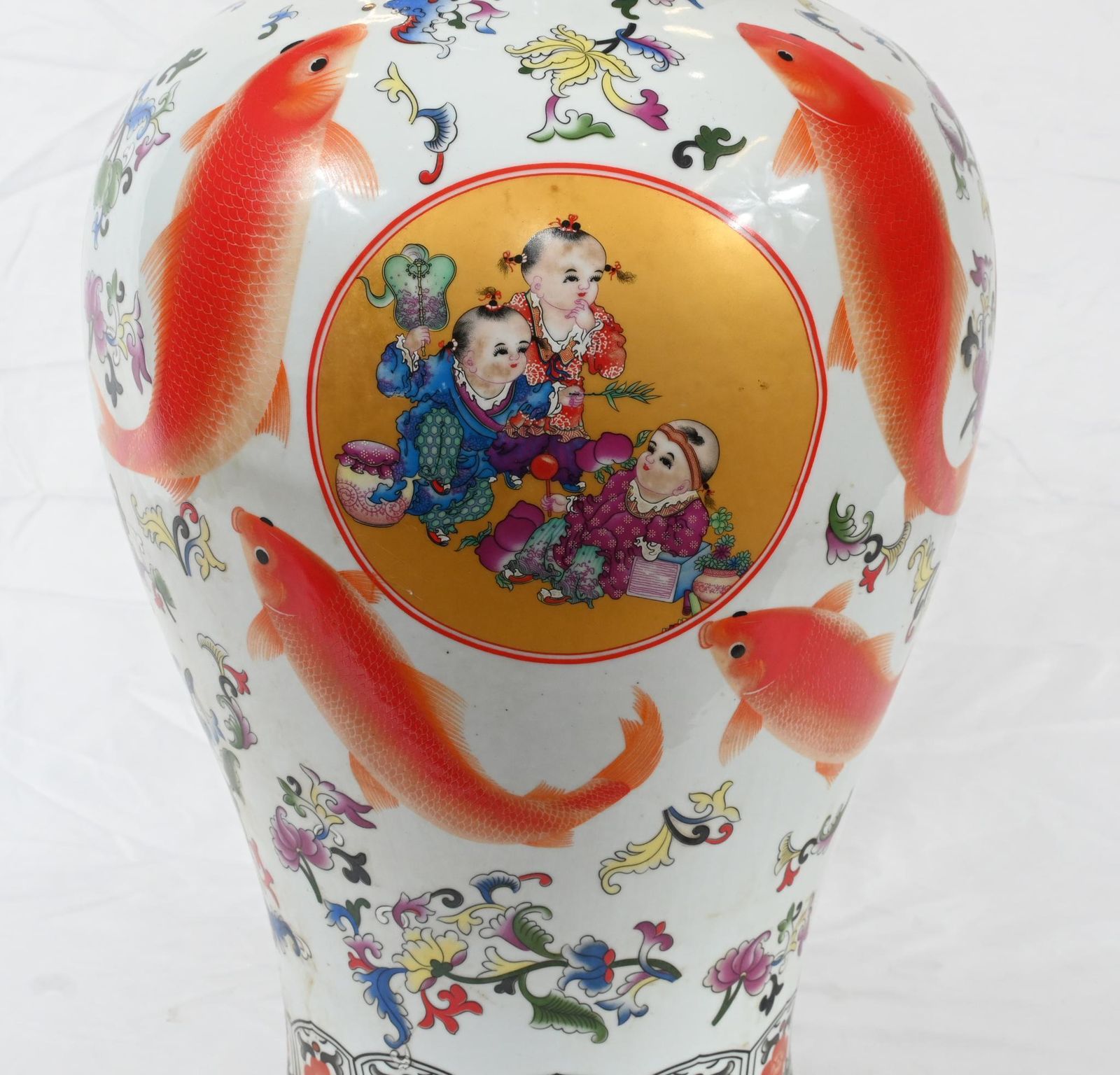 Chinese Kangxi Porcelain Urn Goldfish Vase photo Home Decor