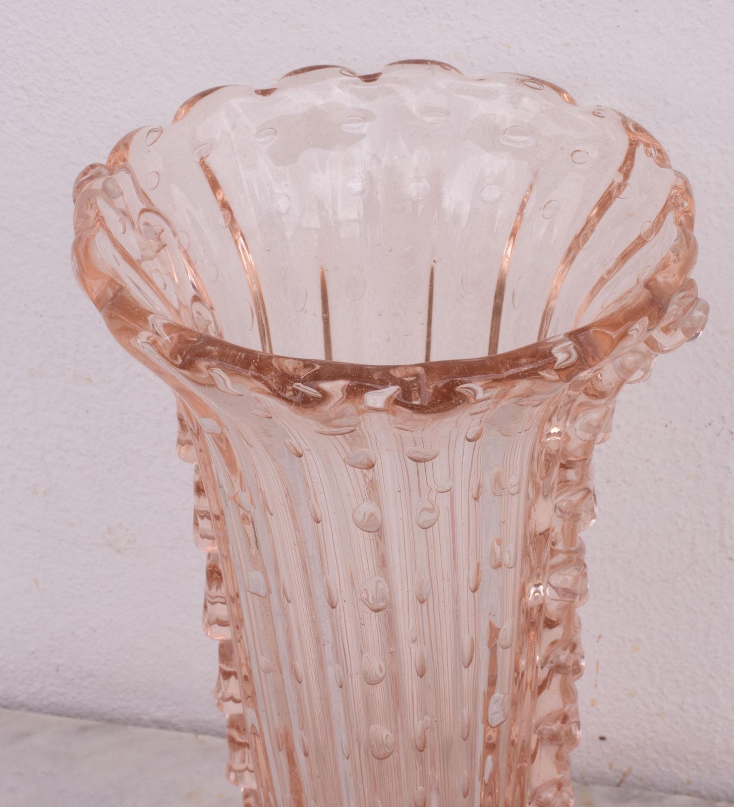 photo furniture Art Decò Pink Large Size Murano Bullicante Vase By Barovier & Toso, 1950s