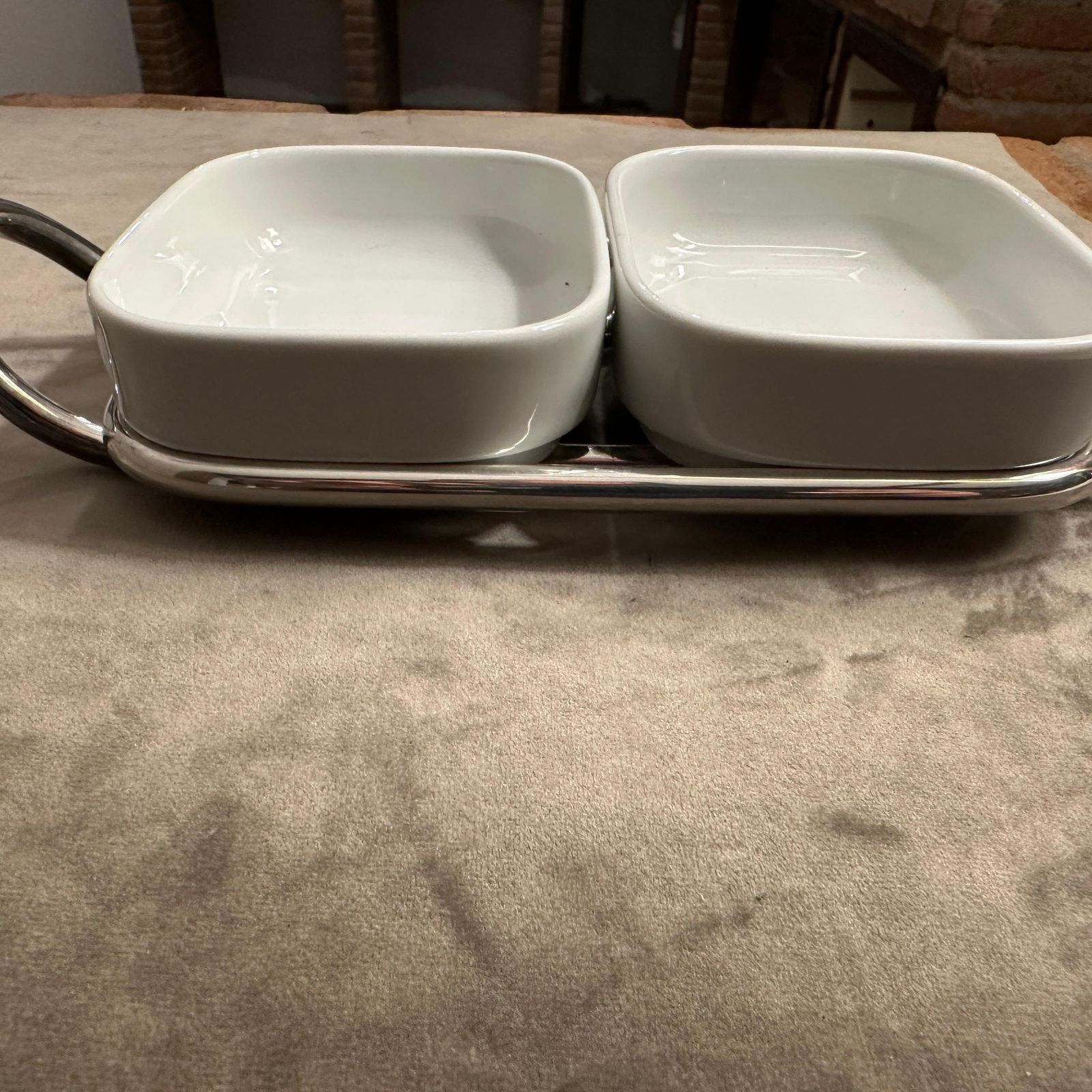 1980s Minimalist Lino Sabattini Silver Plated And Ceramic Small Appetizer Tray photo 489.0