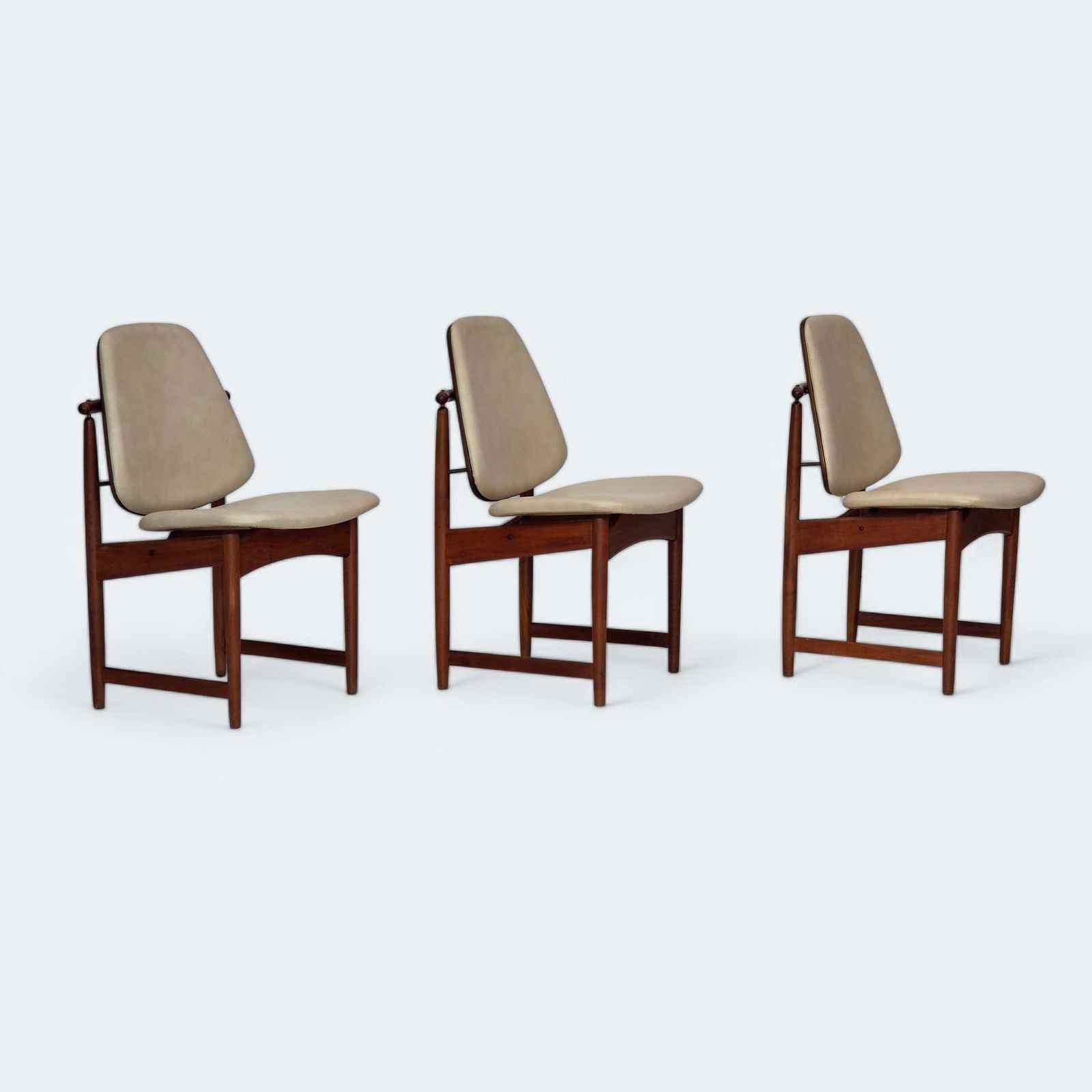 1960s, Danish Design By Arne Vodder, Set Of 3 Chairs, Teak Wood, Furniture Leather.