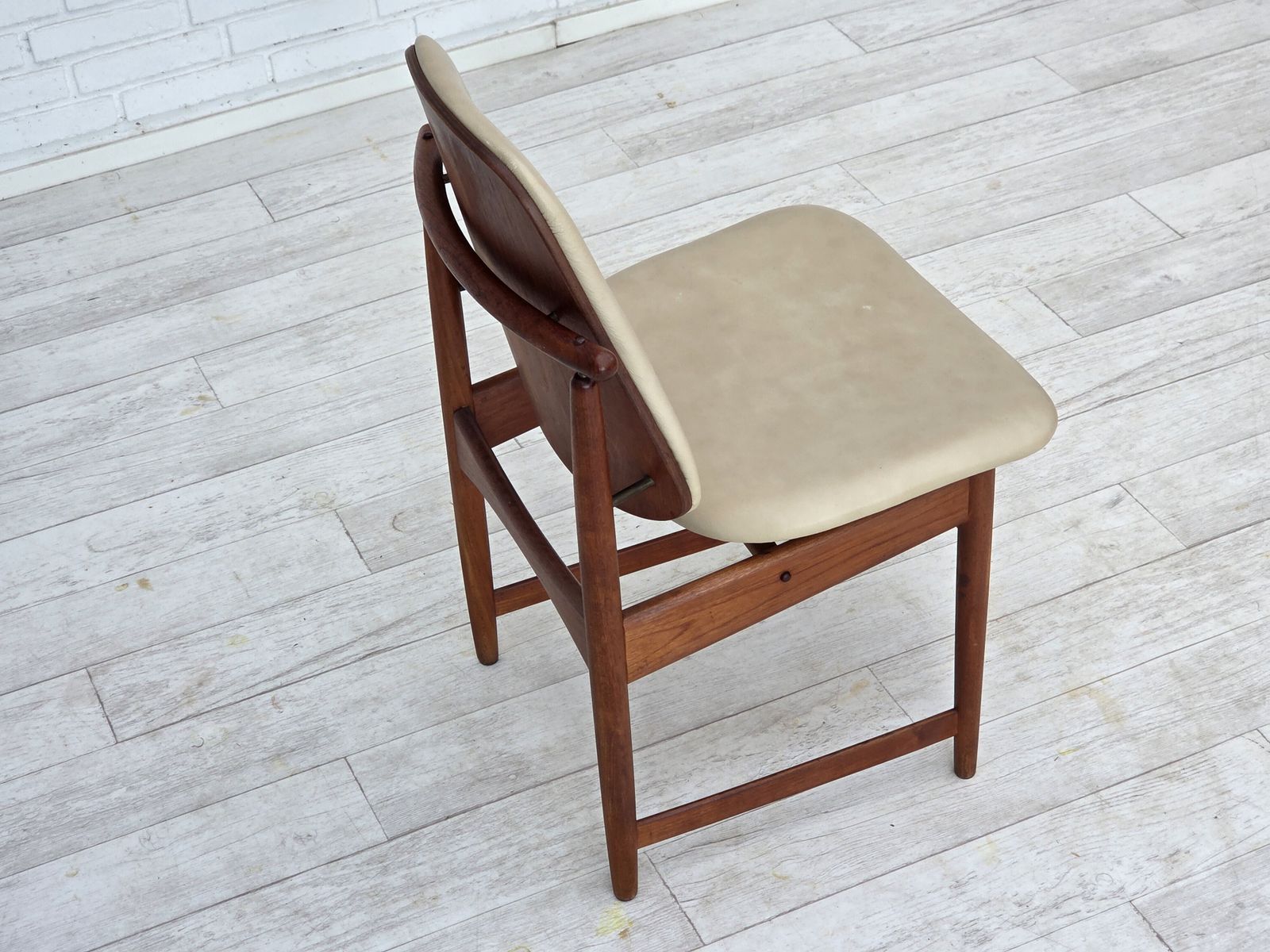 1960s, Danish Design By Arne Vodder, Set Of 3 Chairs, Teak Wood, Furniture Leather. photo for sale