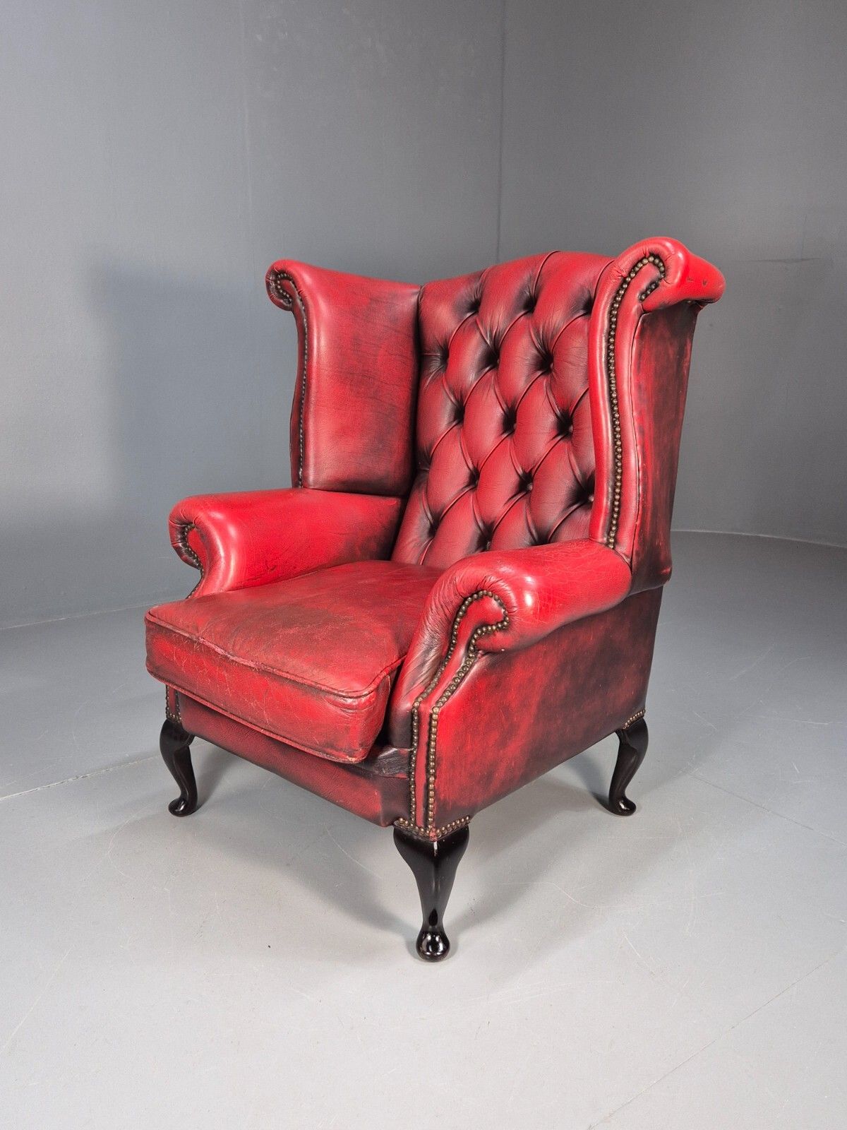 Vintage Queen Anne Red Leather Wing Back Winchester Brand 1990s  Eb9219 Vlea