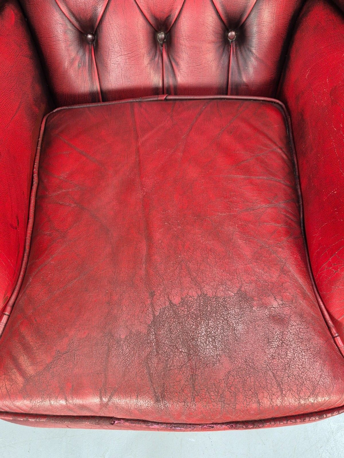 Vintage Queen Anne Red Leather Wing Back Winchester Brand 1990s  Eb9219 Vlea photo vinterior
