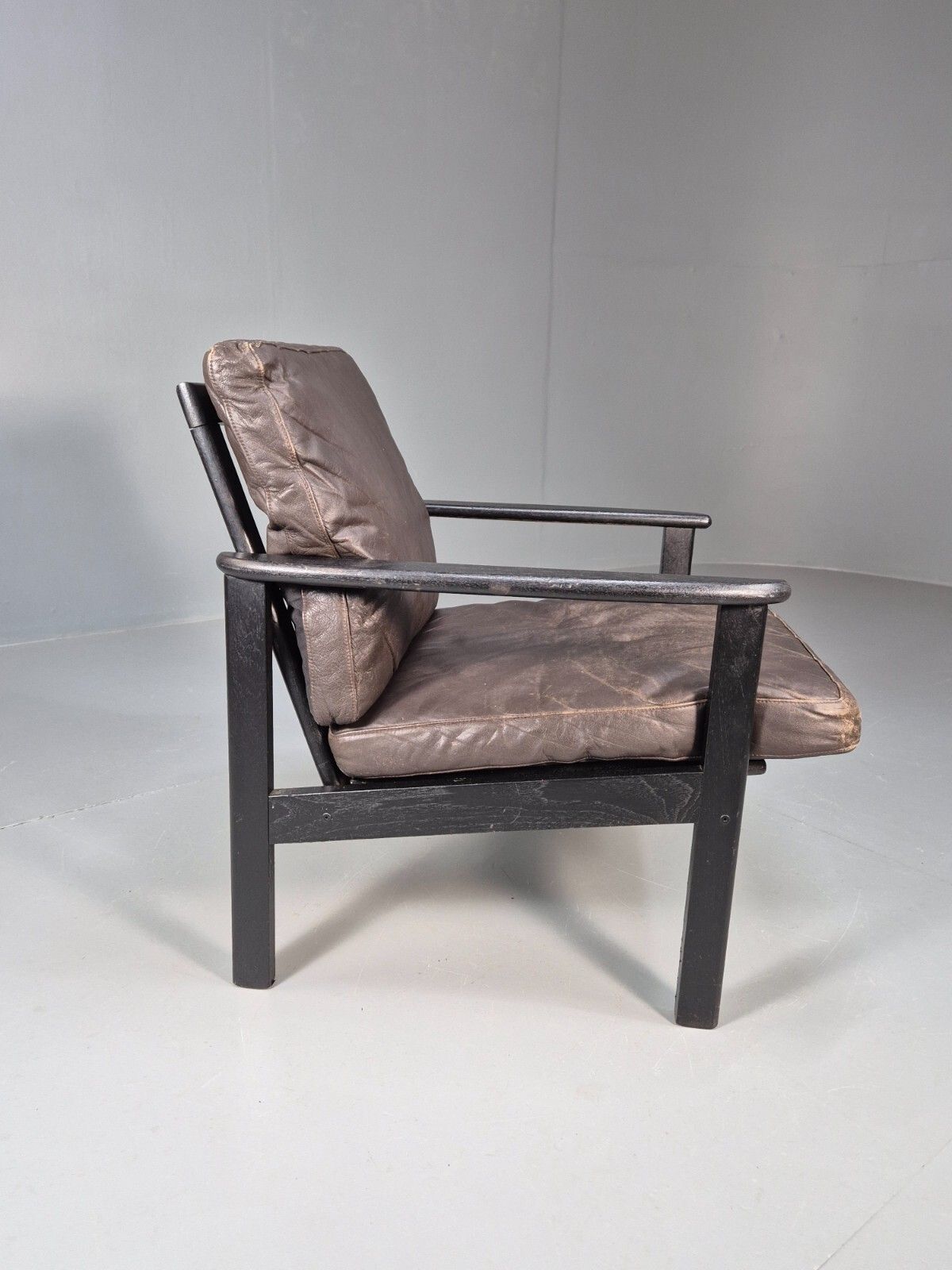 photo furniture Vintage Danish Lounge Chair Brown Leather Beech Frame 1960s Retro Eb8965 Mnor