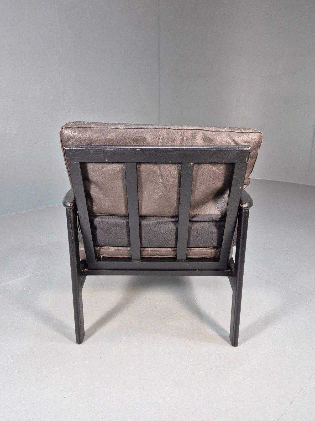 photo vinterior Vintage Danish Lounge Chair Brown Leather Beech Frame 1960s Retro Eb8965 Mnor