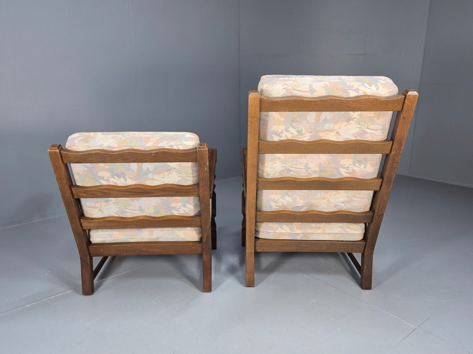 photo buy 2 Vintage Danish Lounge Chairs Floral Beige Cotton Oak Frame Baroque Eb8952 Vclo