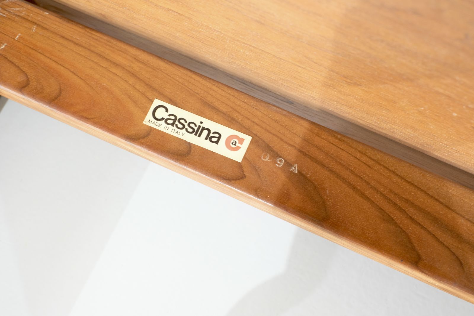 photo furniture Low Table Model " 777 " By Tobia & Afra Scarpa For Cassina, 1960s.