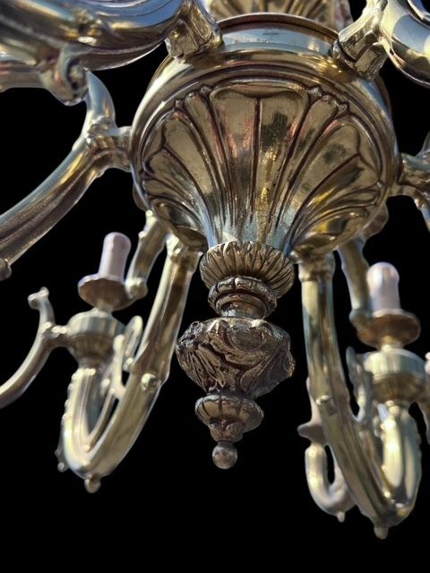 photo furniture Large French 24 Light Heavy Good Quality Antique Brass Chandelier