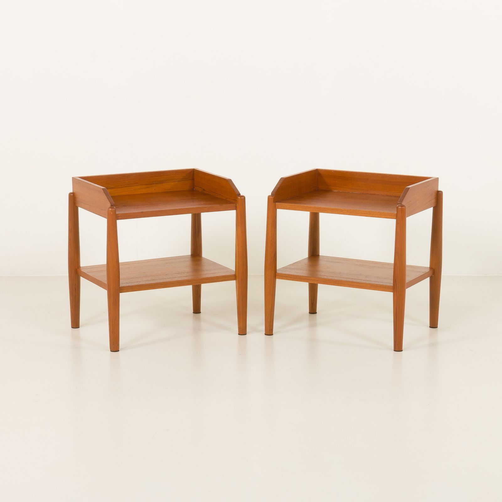 Pair Of Mid Century Minimalist Nightstands, Bedside Tables In Solid Teak, Denmark 1970s