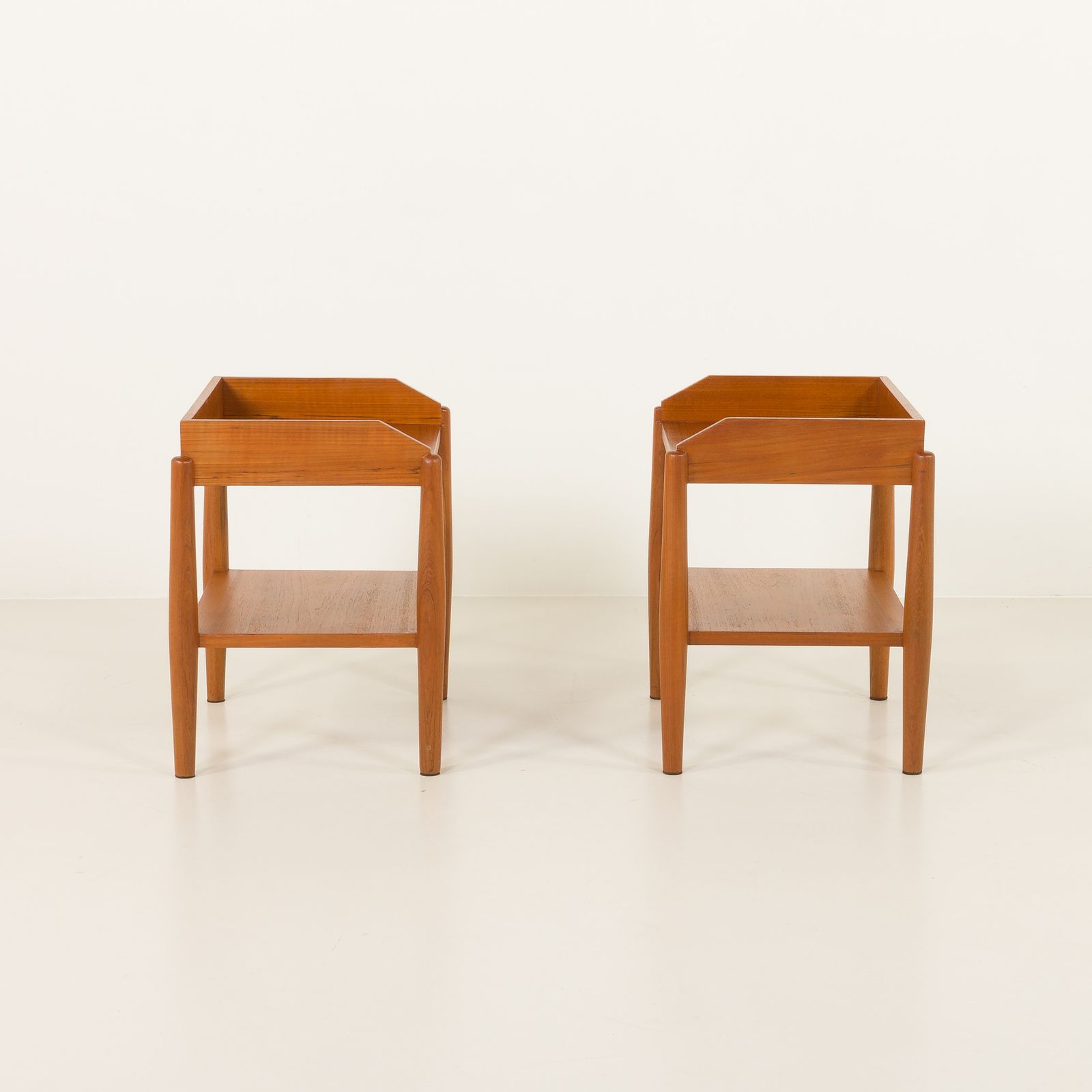 Pair Of Mid Century Minimalist Nightstands, Bedside Tables In Solid Teak, Denmark 1970s photo vintage