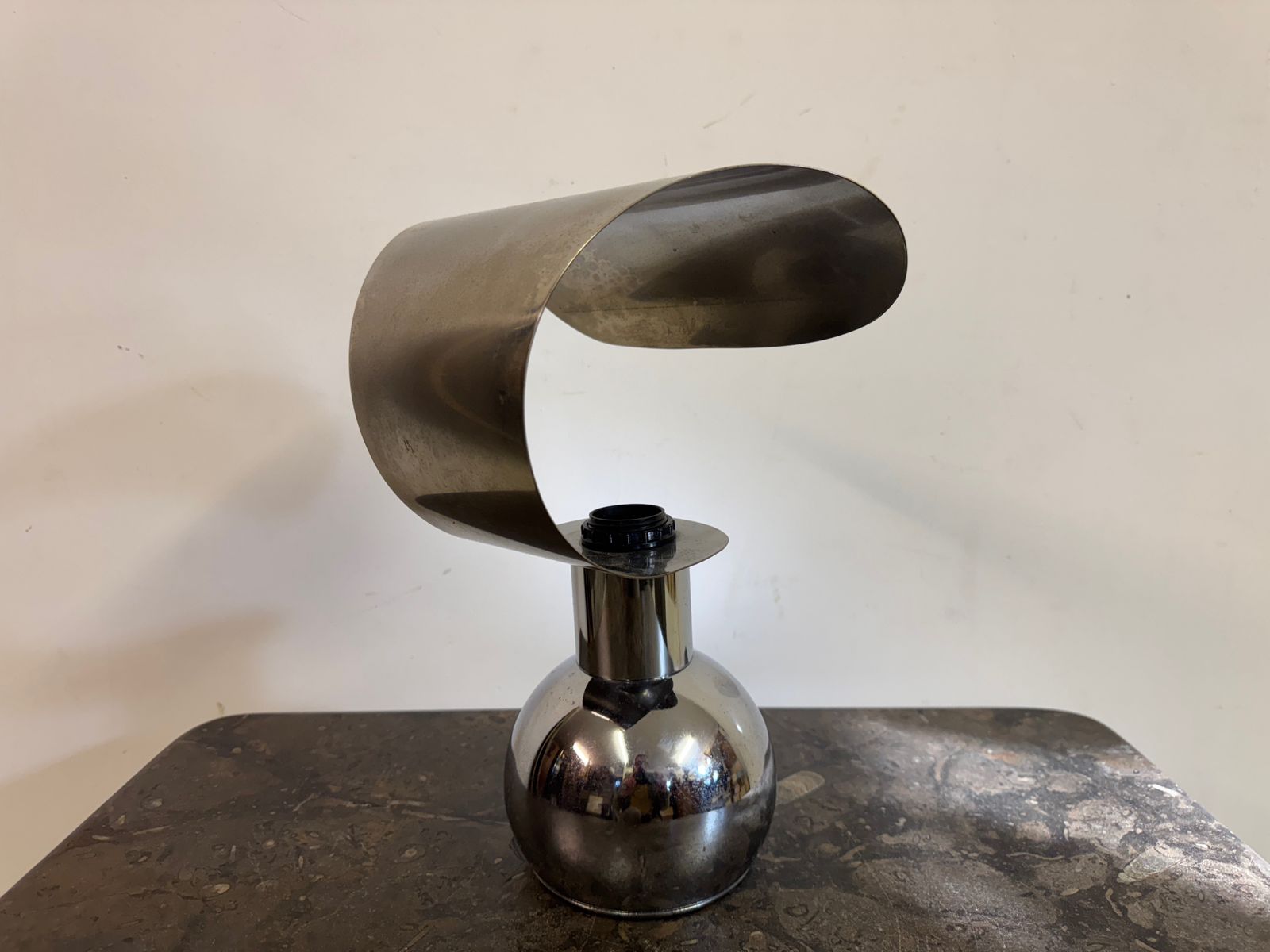 photo furniture Chrome Sculptural Table Lamp