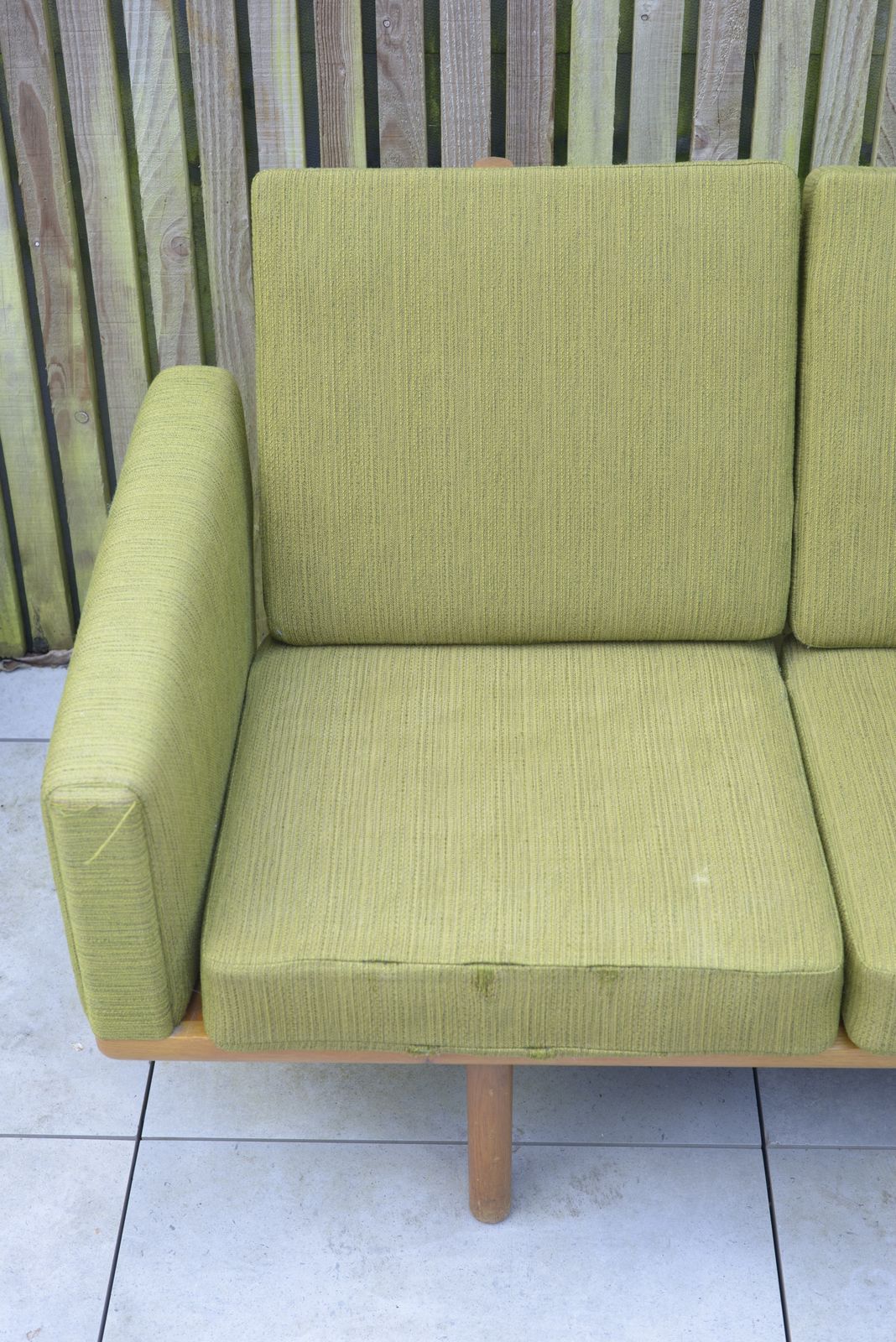 Hans Wegner, Ge236 Getama Sofa. In Oak And Green Wool Upholstery. Danish, 1950s. photo buy