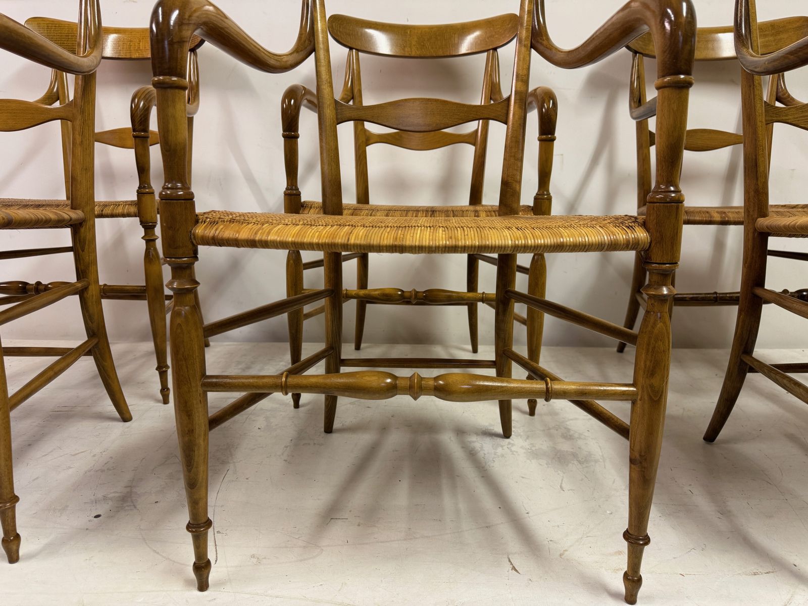 photo vinterior Set Of Six Chiavari Companino Armchairs By Fratelli Levaggi