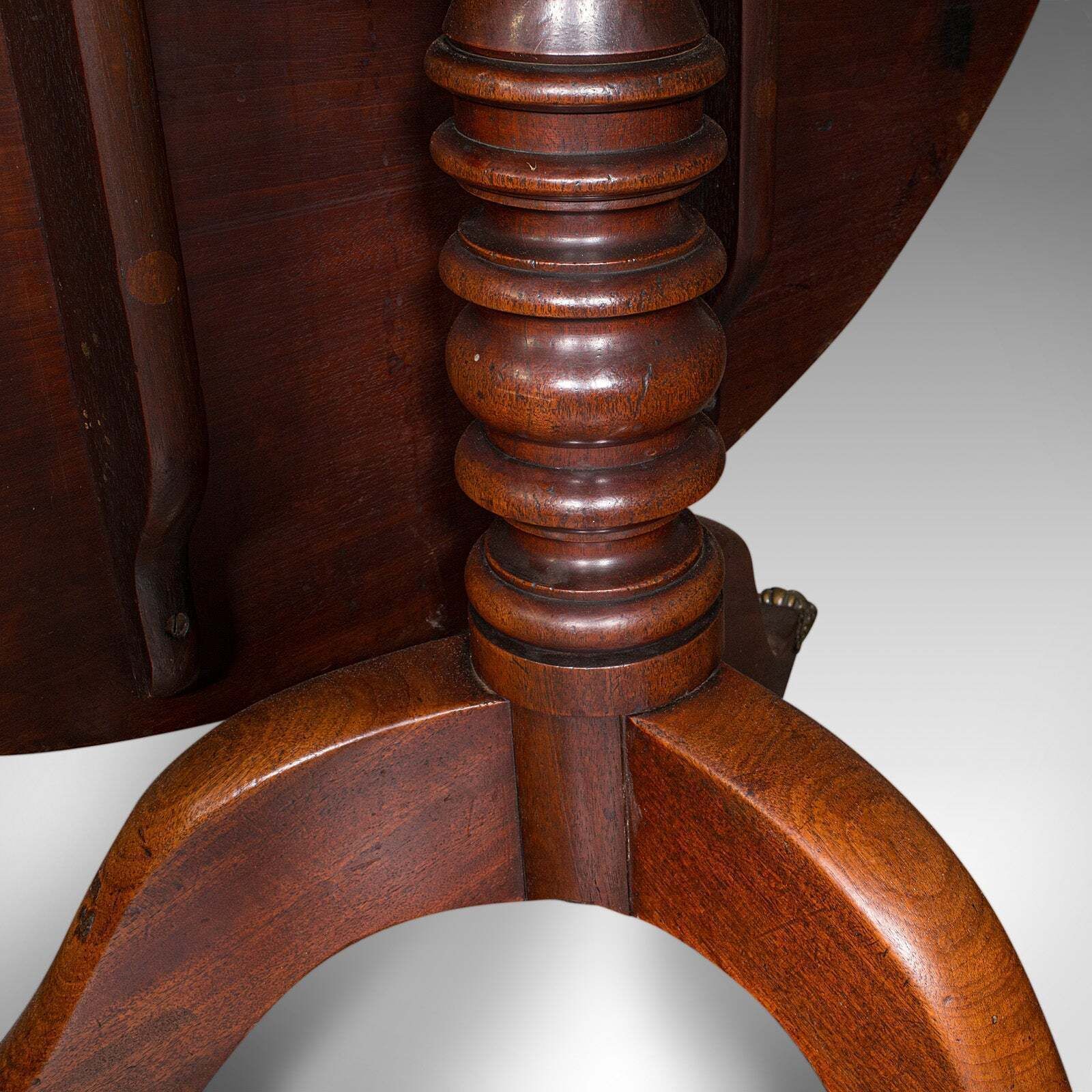 photo furniture 4 Seat Antique Supper Table, English, Tilt Top, Occasional, Breakfast, Regency