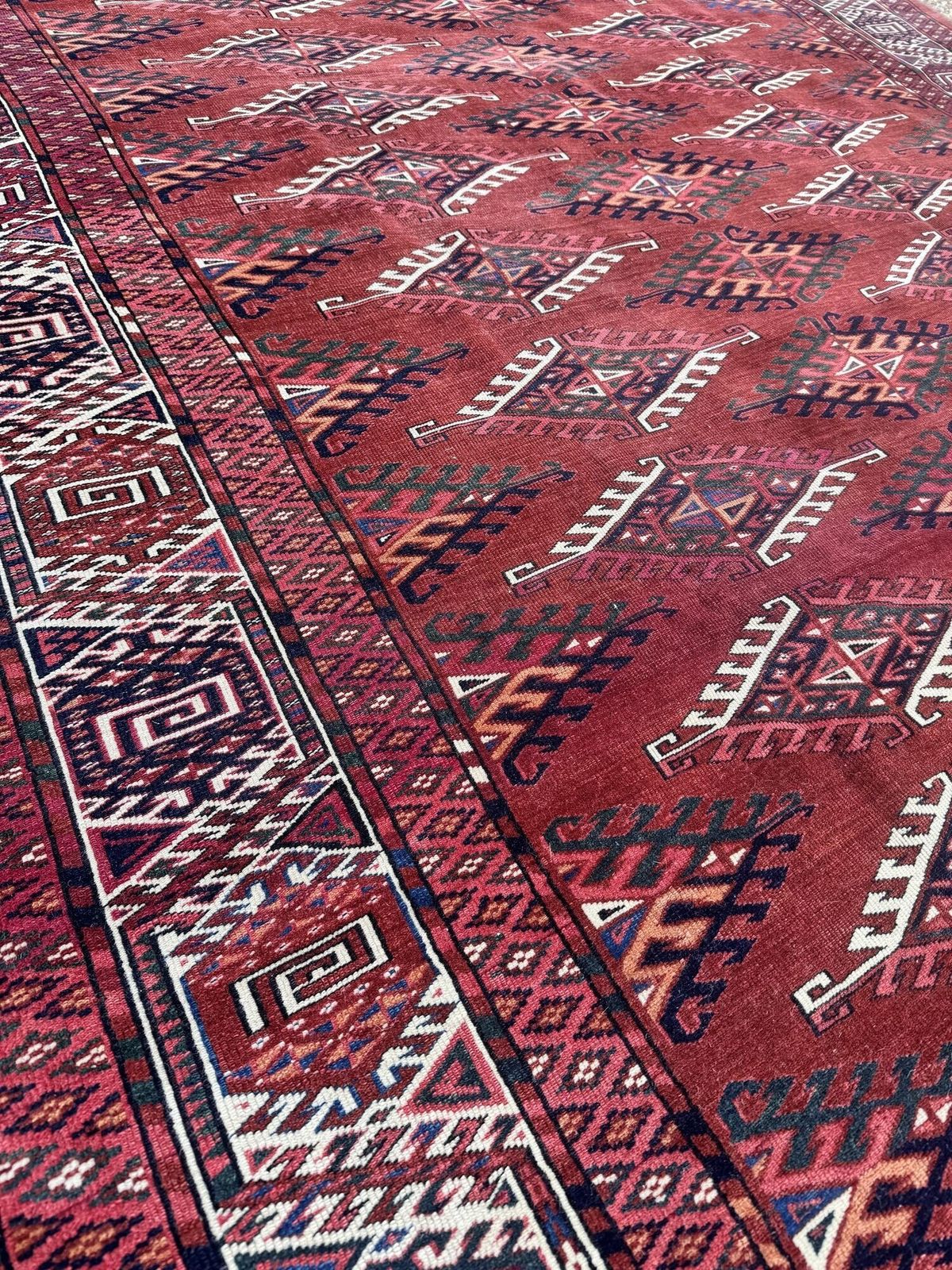 photo buy Antique Turkmen Yomut Carpet 2.98m X 1.94m