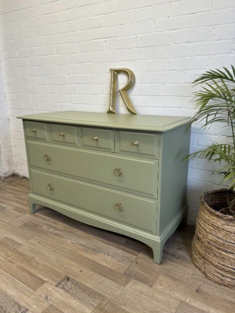 Stag Minstrel Chest Of 4 Over 2 Drawers Painted Green photo vintage