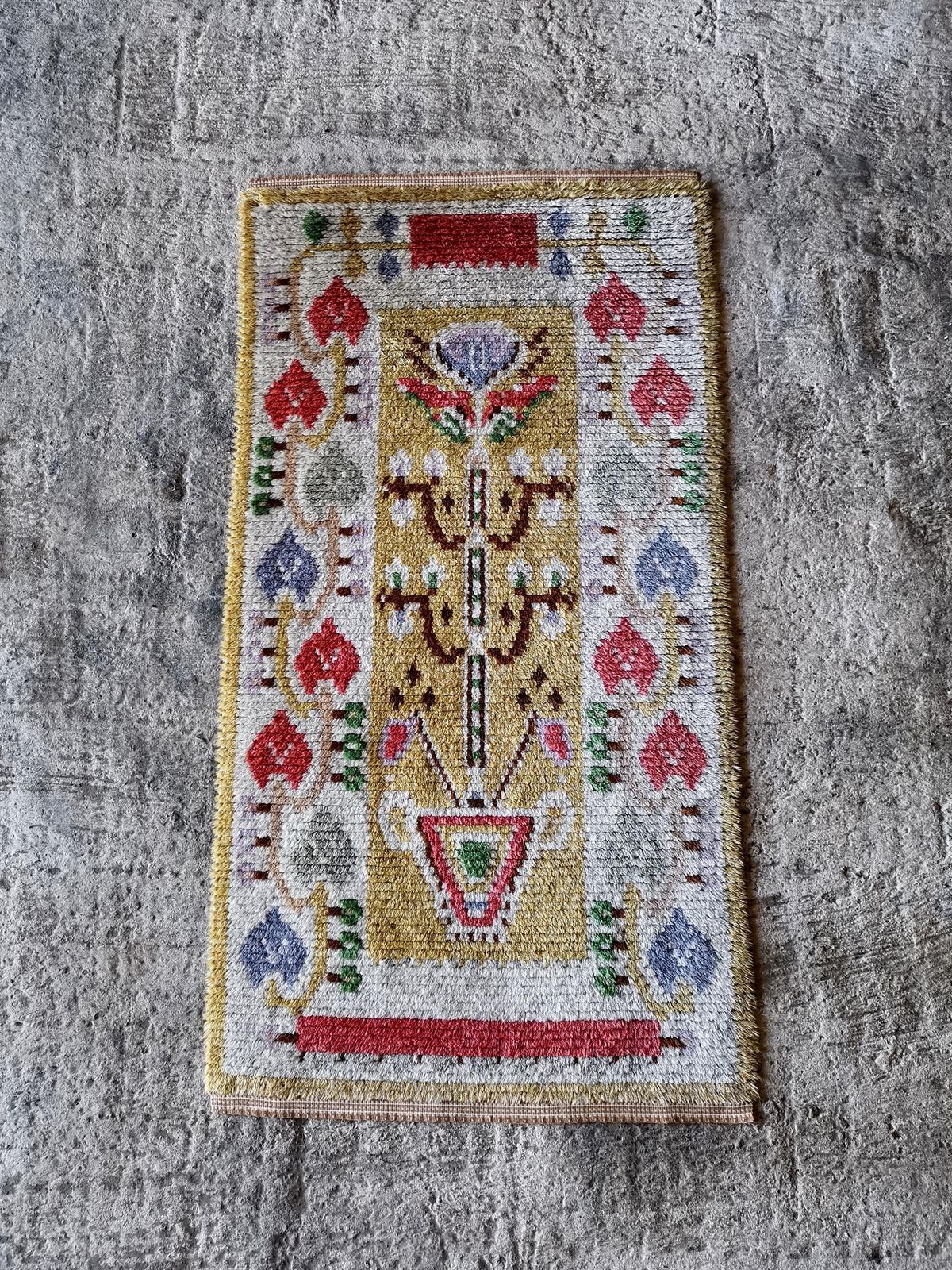 Textiles Swedish 1920s Rya Wool Rug, Flower Motif. Pure Wool, Rare Mint Condition. photo