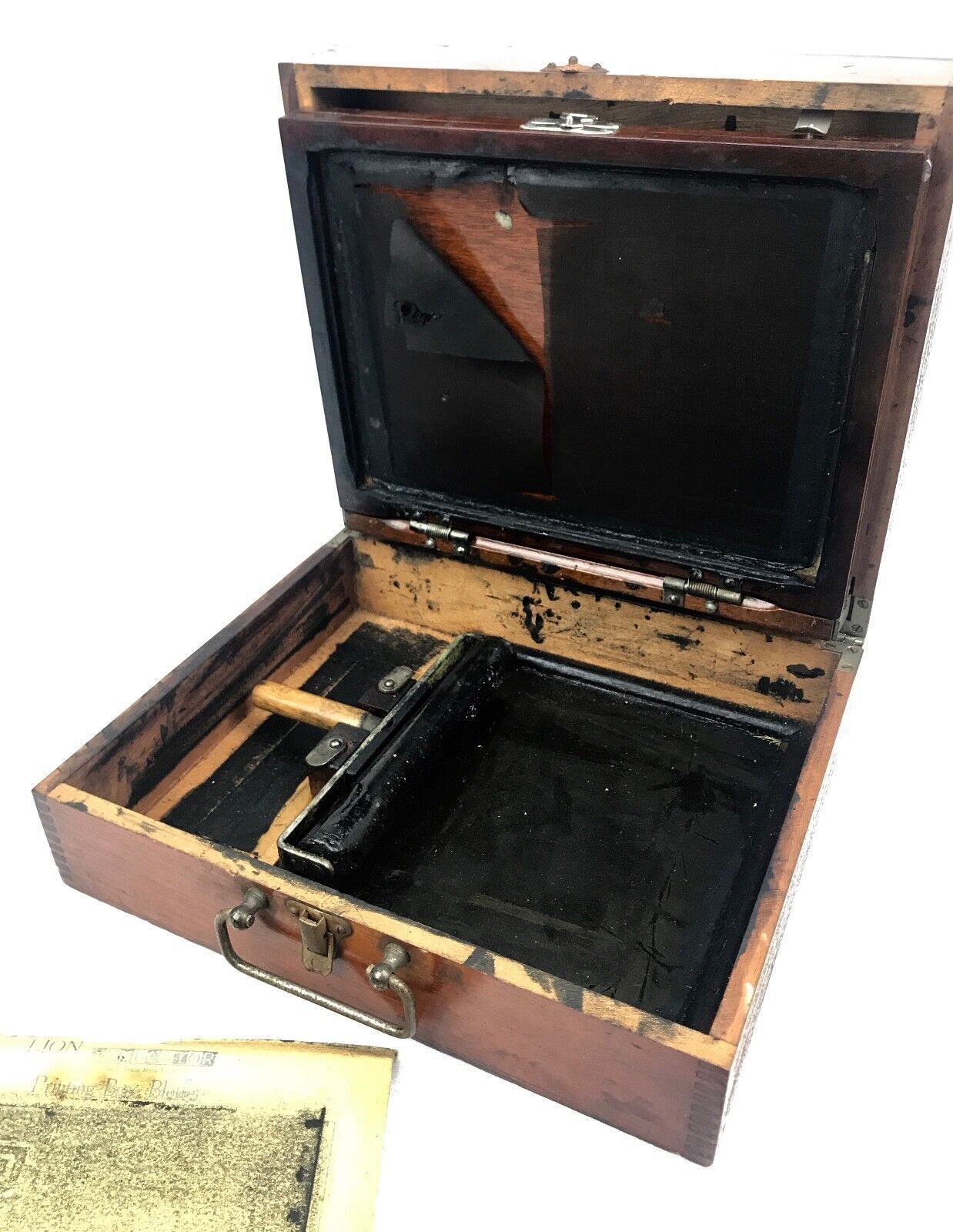 Antique Lion Menucator No 2 Model Series / Wooden Box Printers Equipment photo vinterior