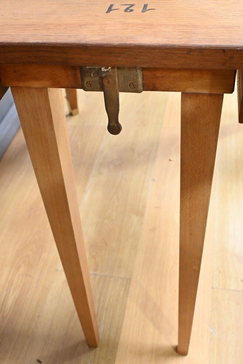 photo vintage Table For 4 To 10 People In Cherry Wood – 1950